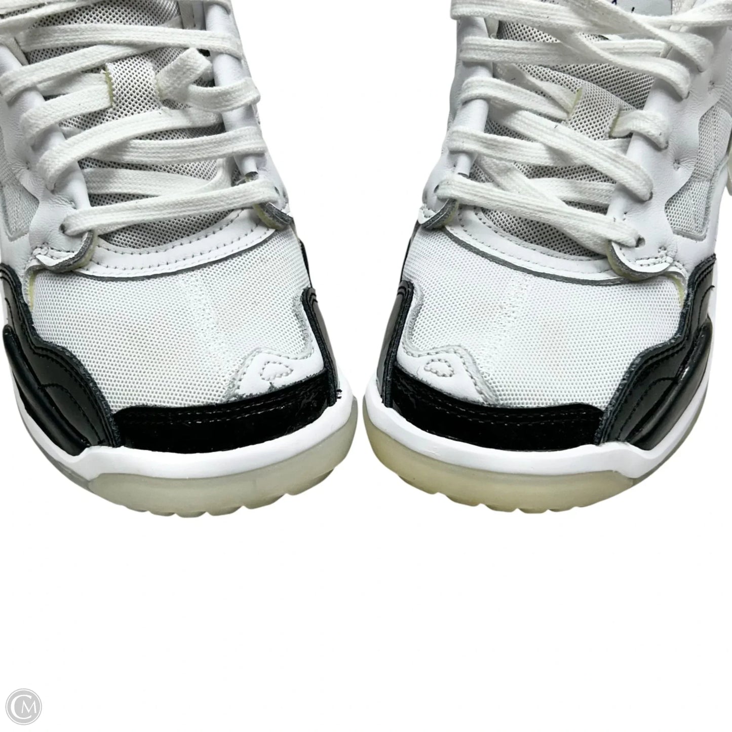 Shoes Luxury Designer By Jordan In White, Size: 10