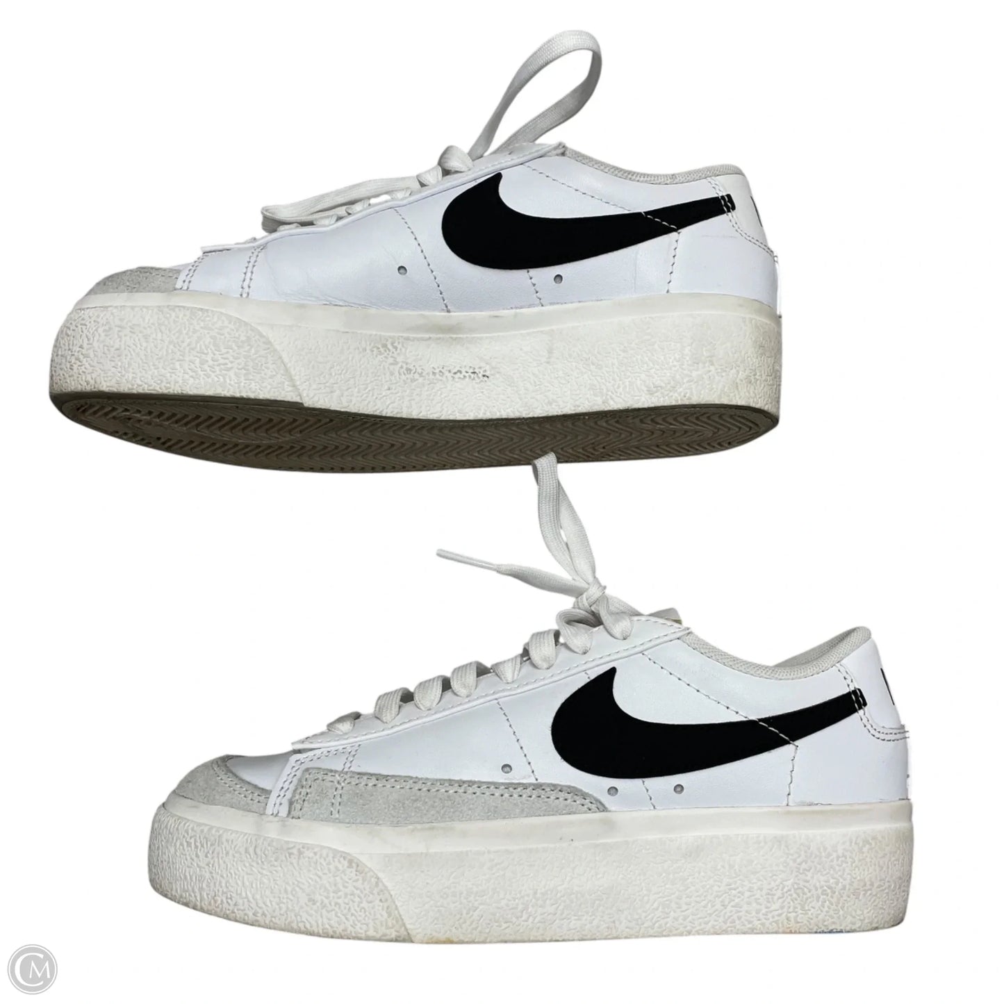 Shoes Sneakers By Nike In White, Size: 5