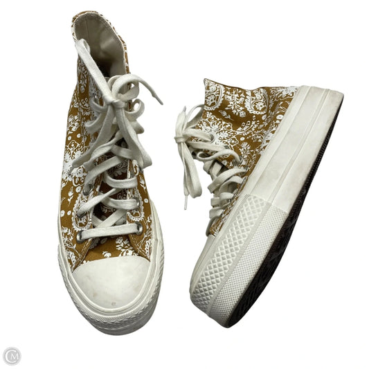 Shoes Sneakers Platform By Converse In White & Yellow, Size: 5.5