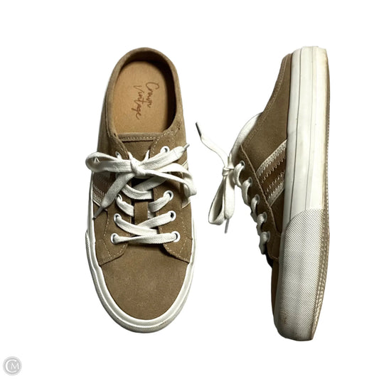 Shoes Sneakers By Crown Vintage In Tan, Size: 6.5