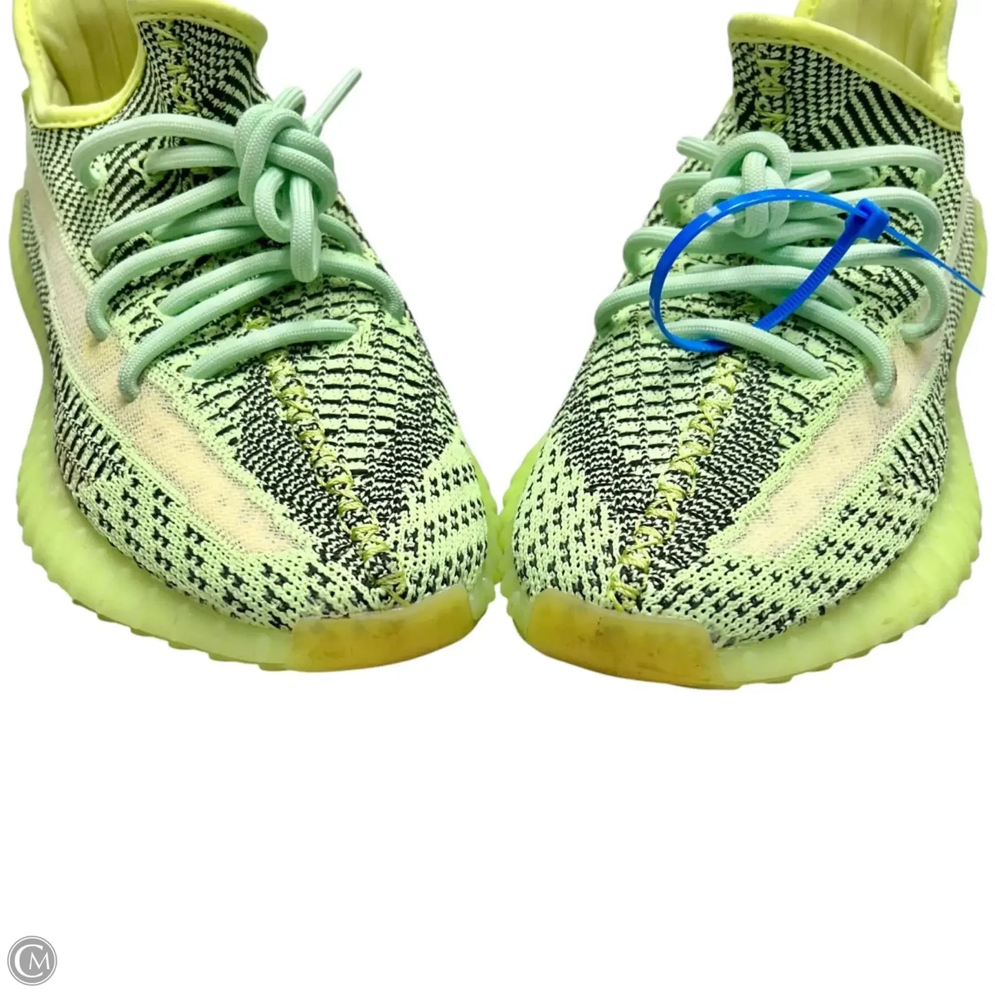 Shoes Luxury Designer By Yeezy In Green, Size: 7