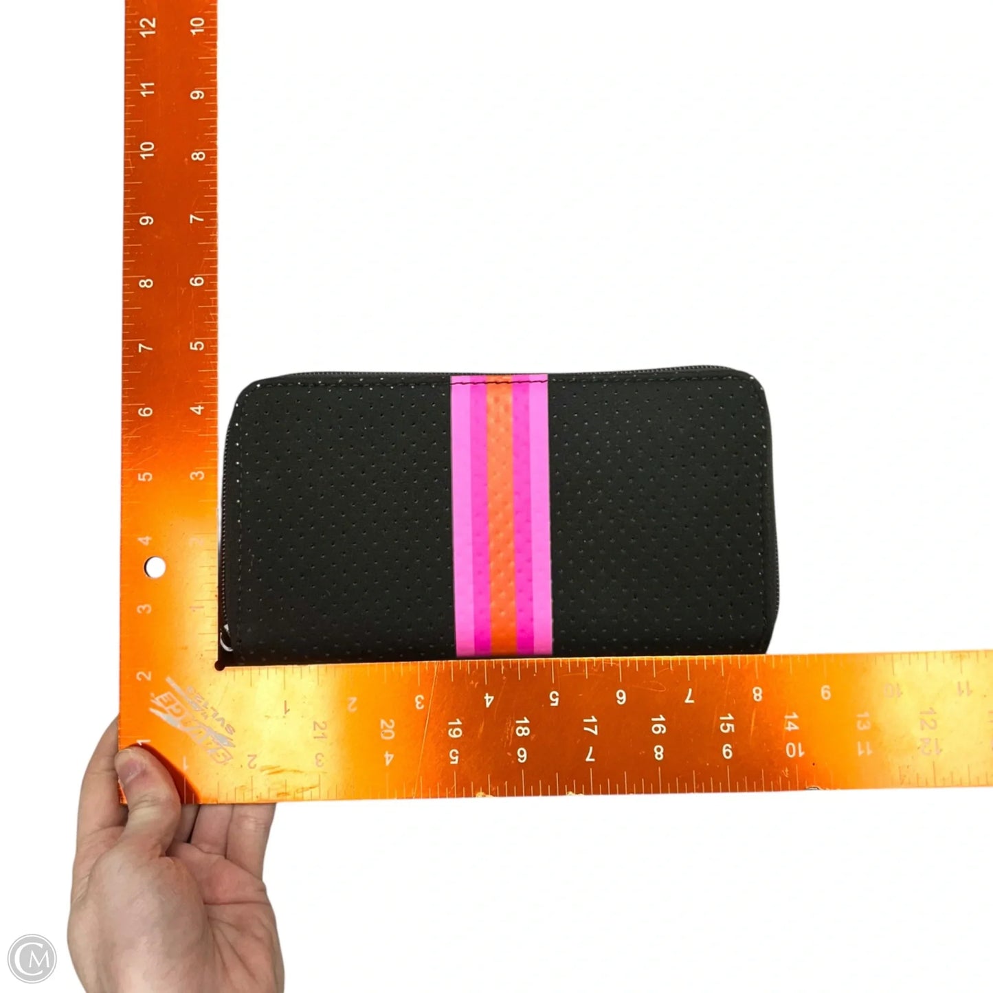 Wallet By Haute Shore, Size: Large