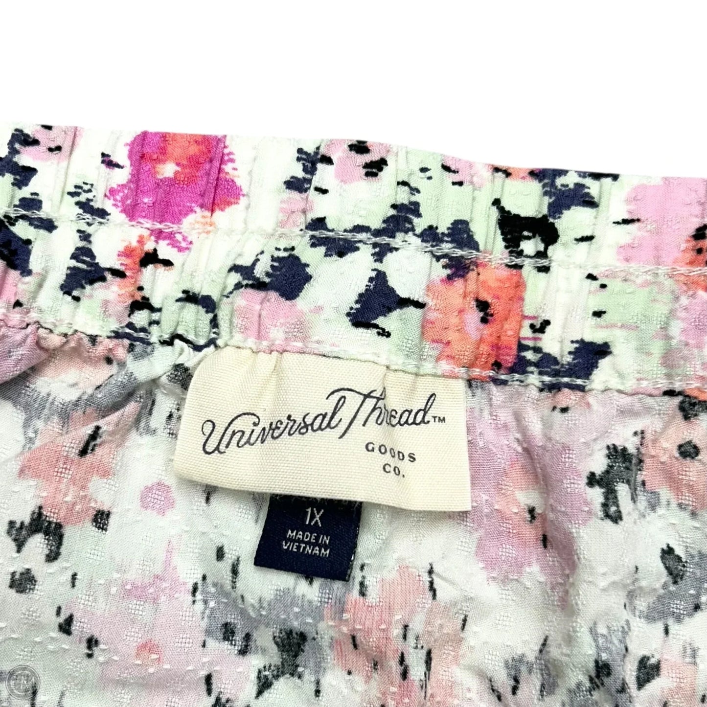 Skirt Mini & Short By Universal Thread In Pink & White, Size: 1x