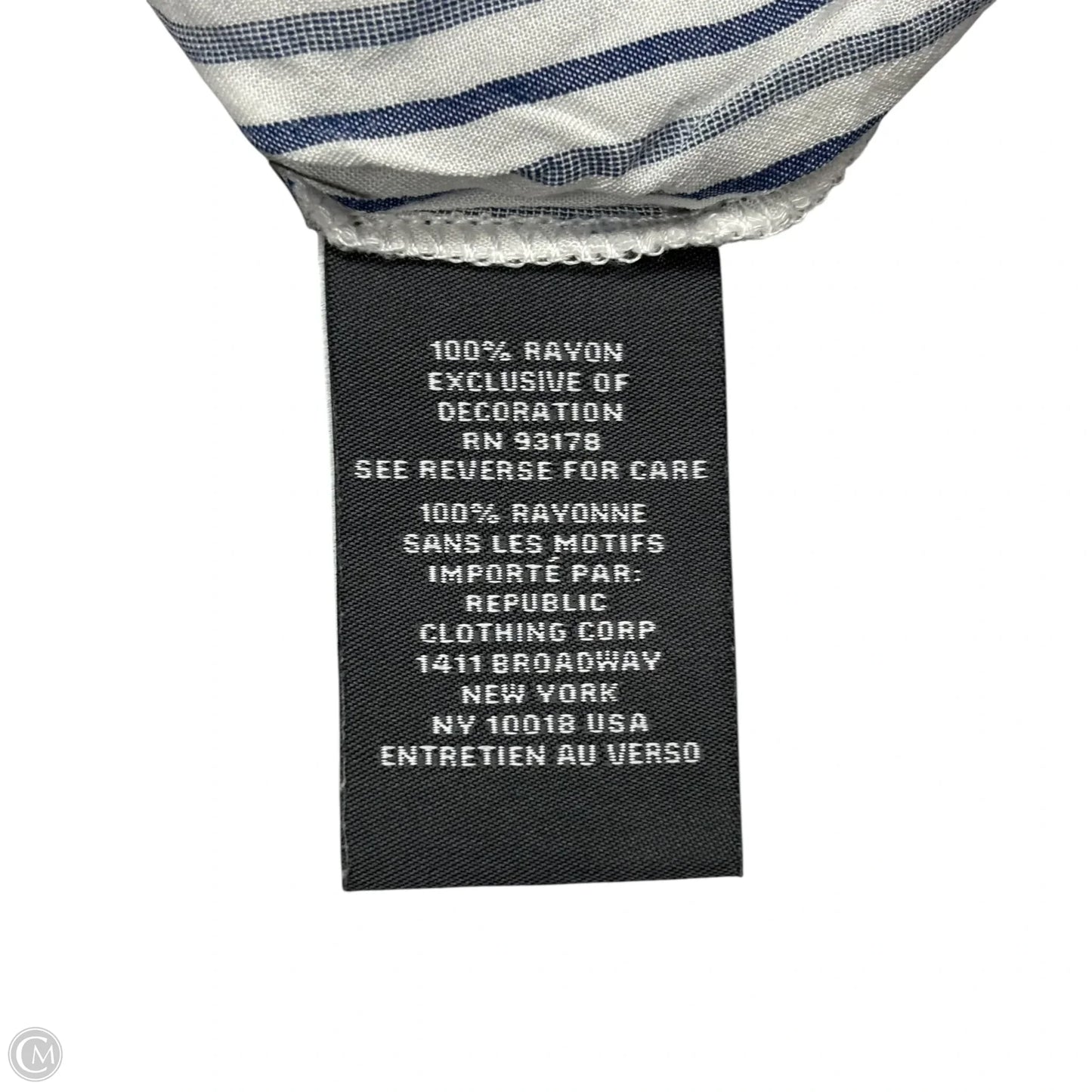 Top Sleeveless By Chelsea And Theodore In Blue & White, Size: 3x