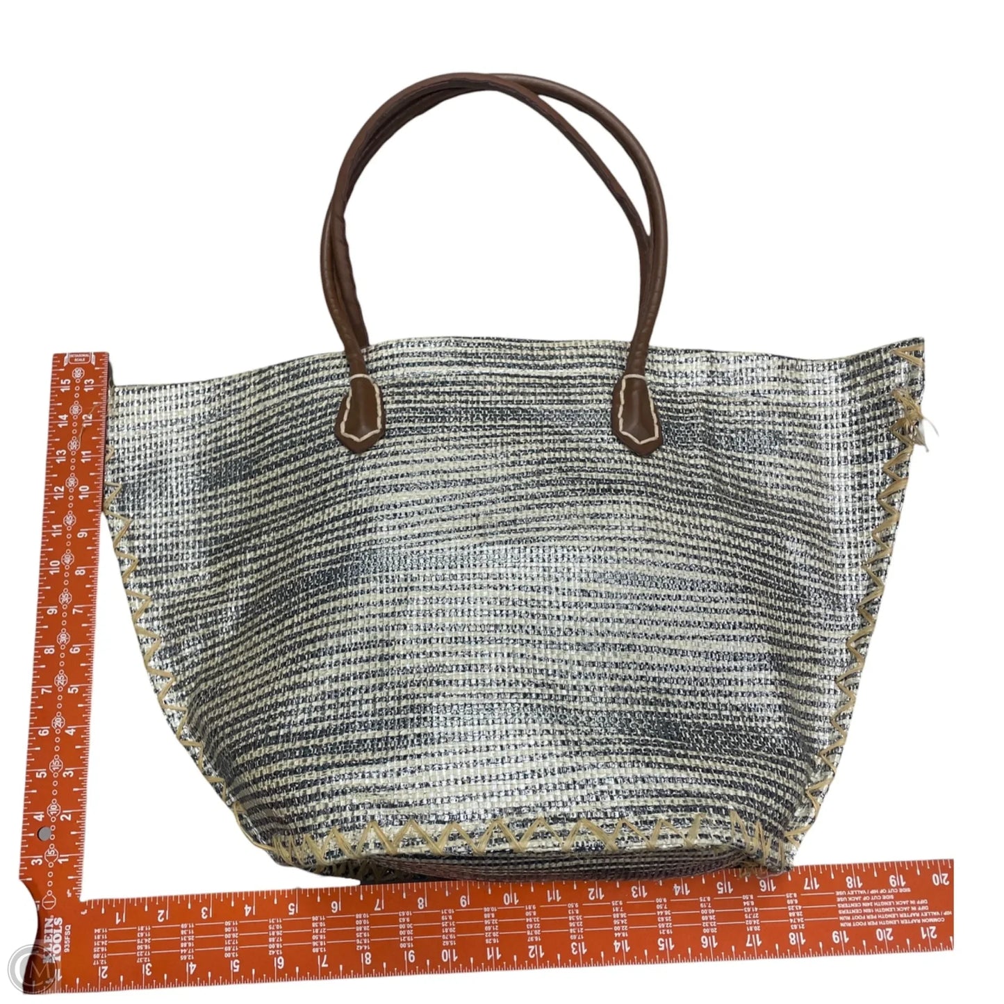Tote By Clothes Mentor, Size: Large