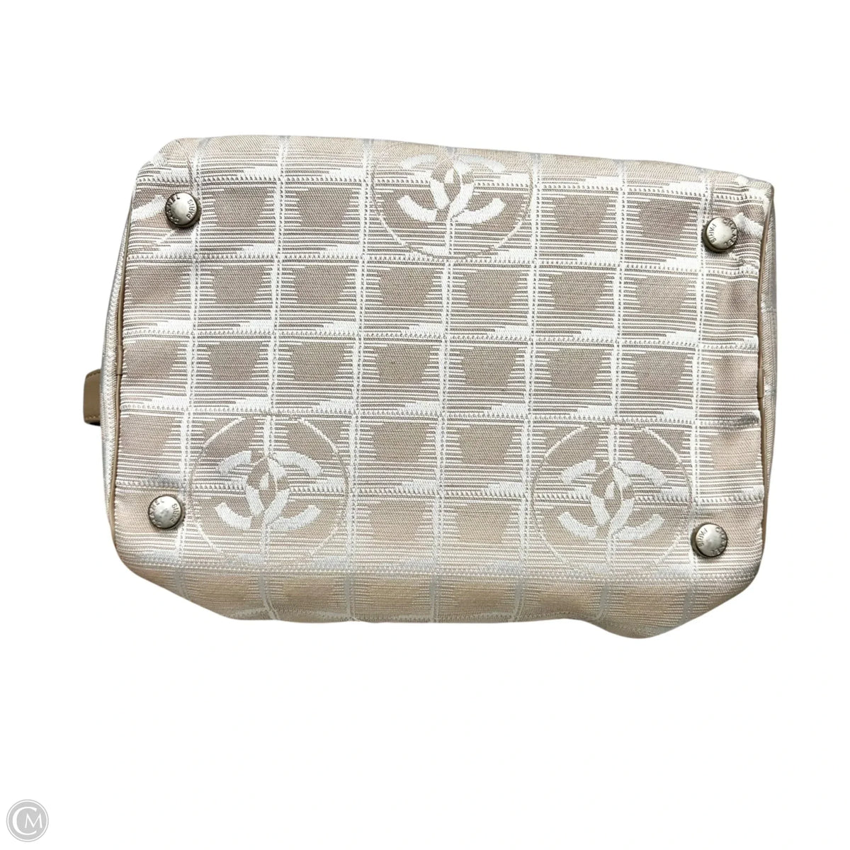 Makeup Bag Luxury Designer By Chanel, Size: Medium
