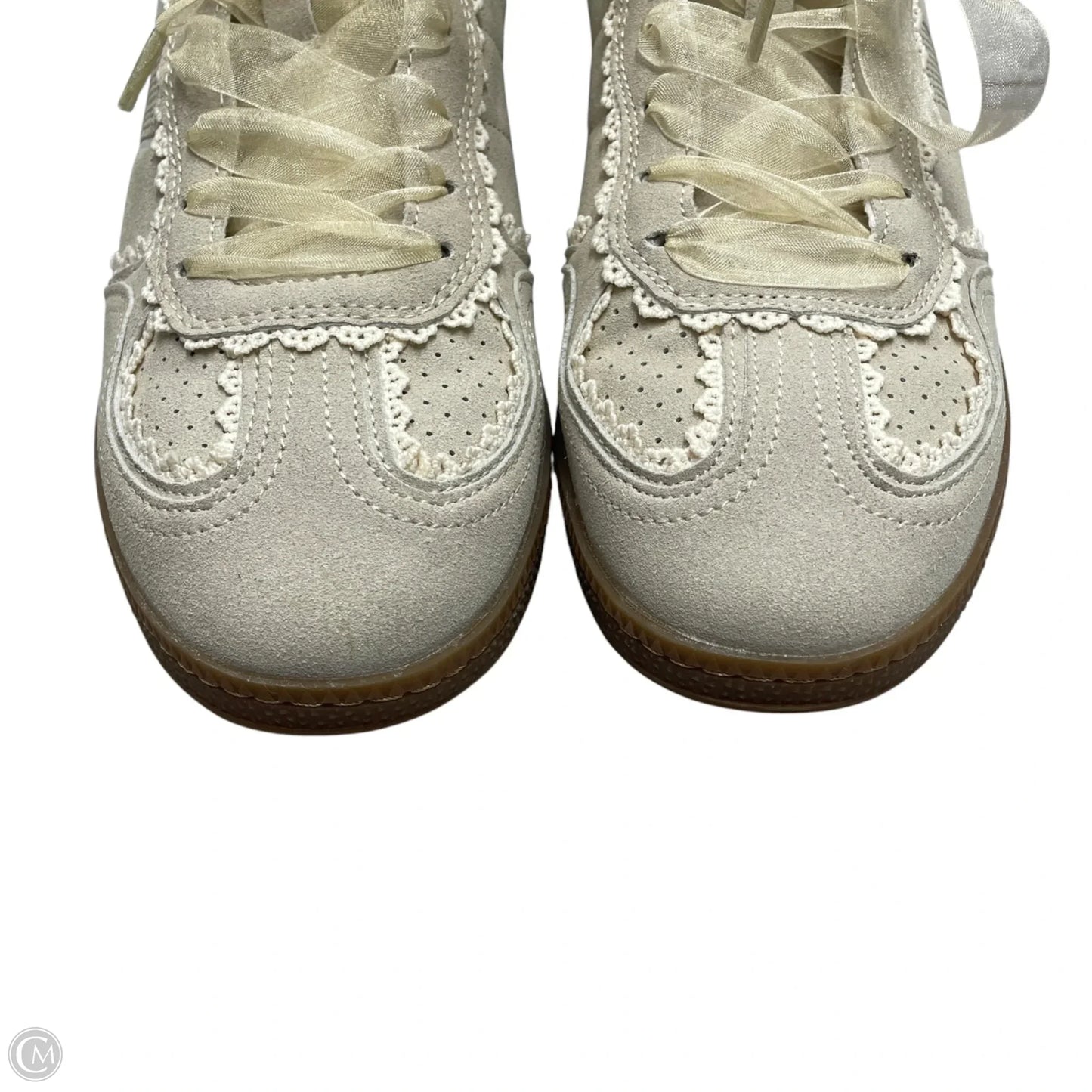 Shoes Sneakers By Cushionaire In Cream, Size: 8.5