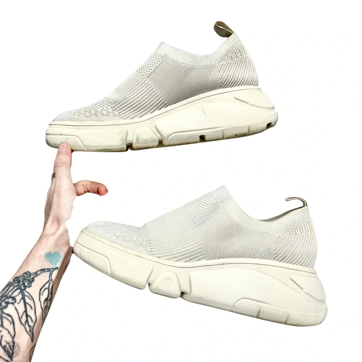 Shoes Sneakers By Mix No 6 In Cream, Size: 7.5