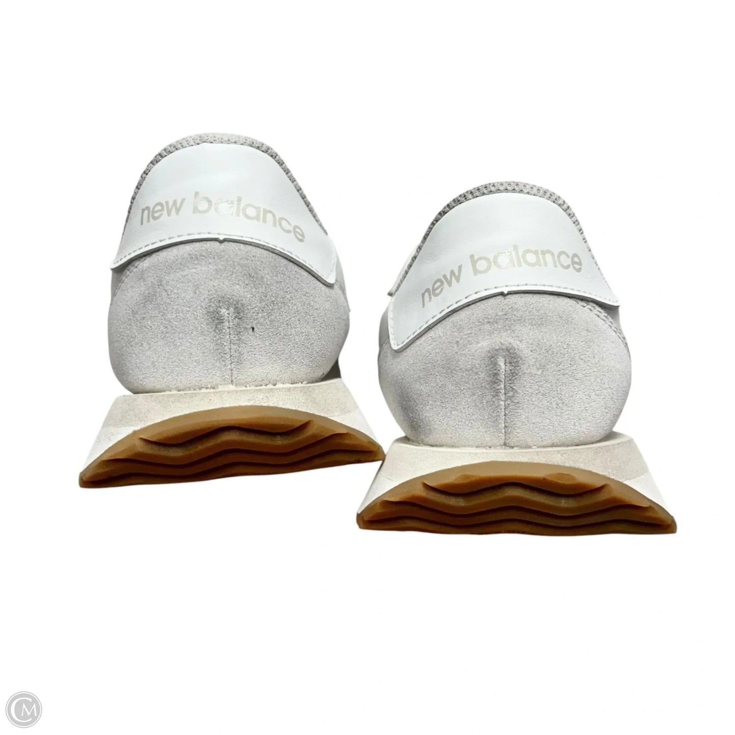 Shoes Athletic By New Balance In Grey & White, Size: 9.5