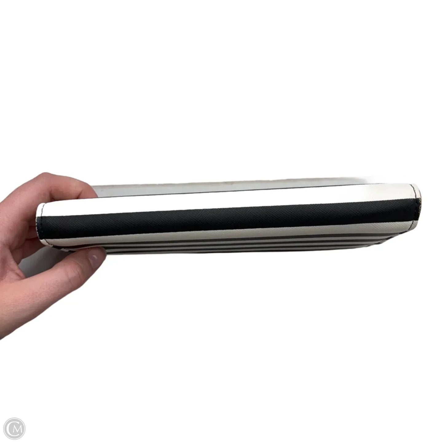 Wallet By Betsey Johnson, Size: Medium