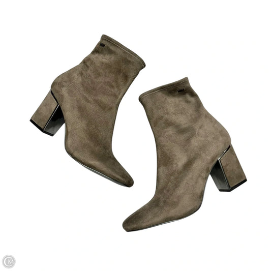 Boots Ankle Heels By Dkny In Grey, Size: 9