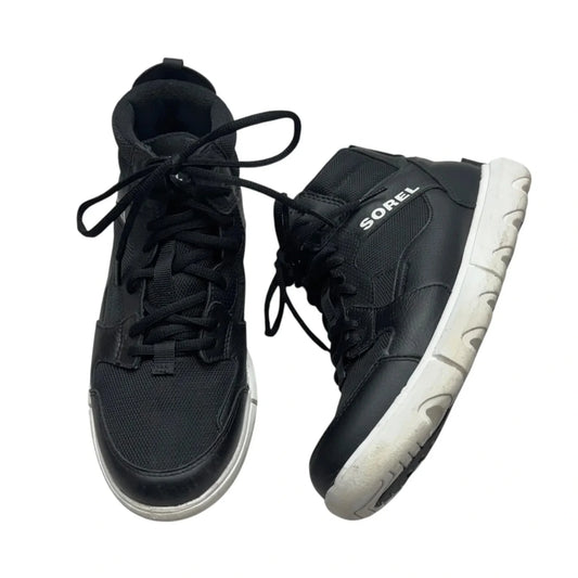 Shoes Sneakers By Sorel In Black & White, Size: 9