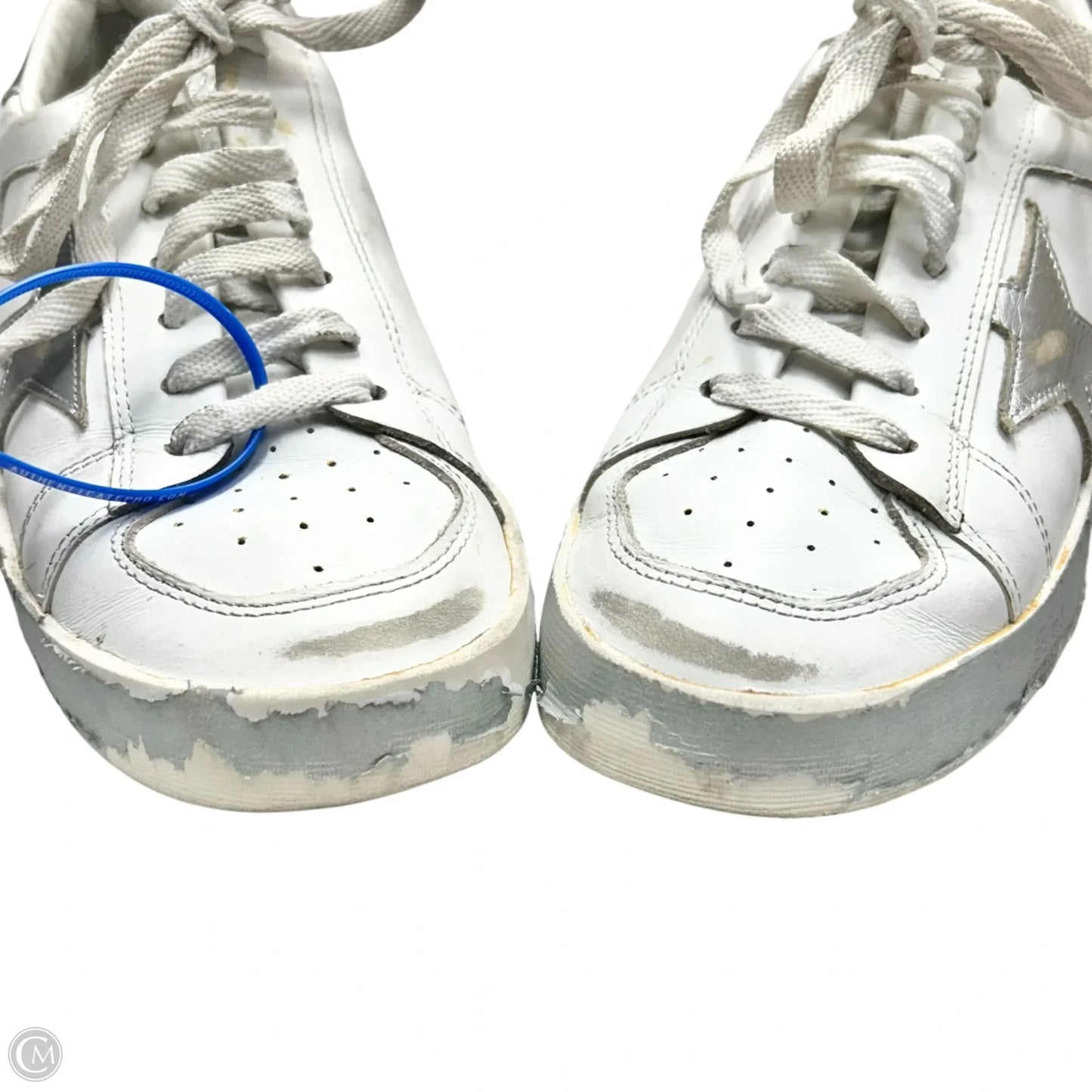 Shoes Luxury Designer By Golden Goose In Silver & White, Size: 7.5