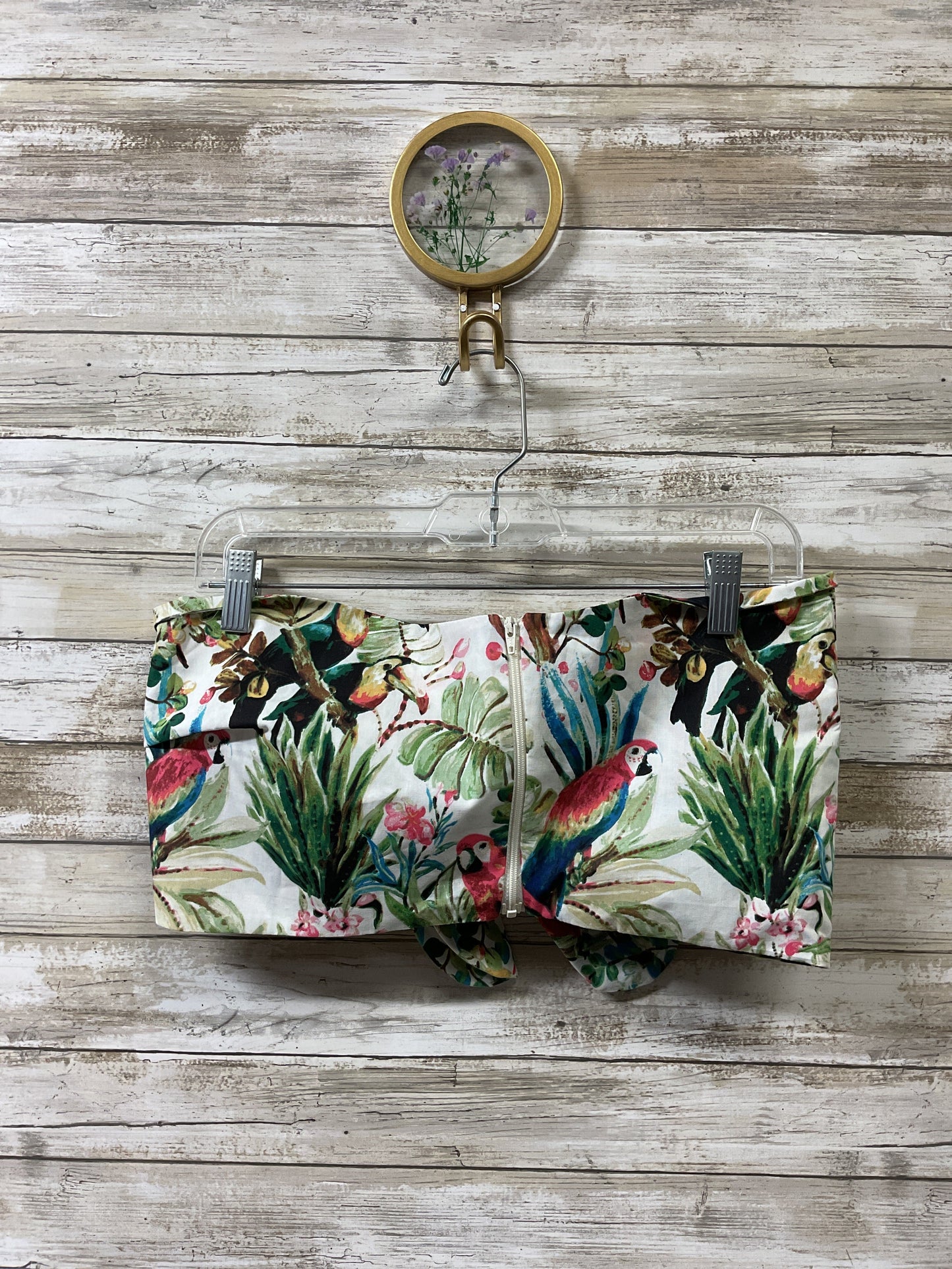 Top Sleeveless By Cma In Tropical Print, Size:M