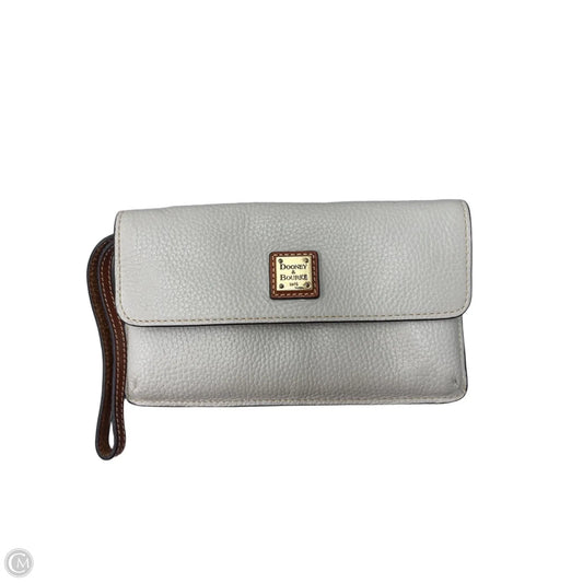 Wristlet Designer By Dooney And Bourke, Size: Large