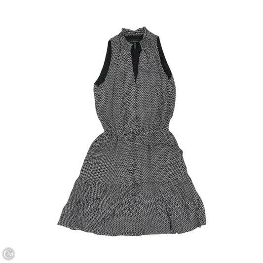 Dress Casual Short By White House Black Market In Black & White, Size: Xxs