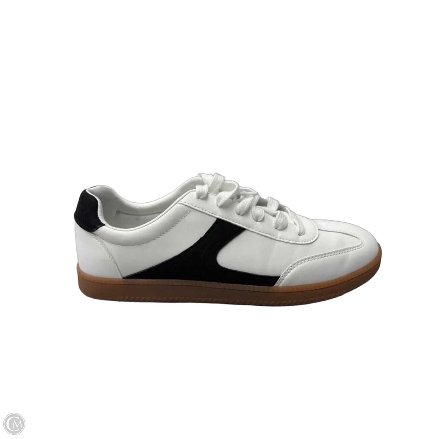 Shoes Sneakers By No Boundaries In Black & White, Size: 10