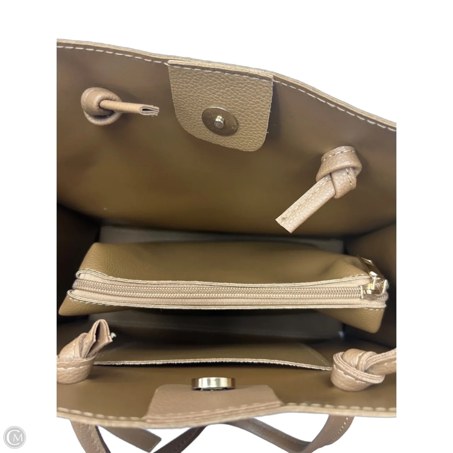 Handbag By Clothes Mentor, Size: Medium