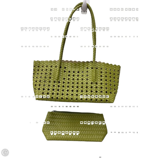 Handbag By Clothes Mentor, Size: Medium