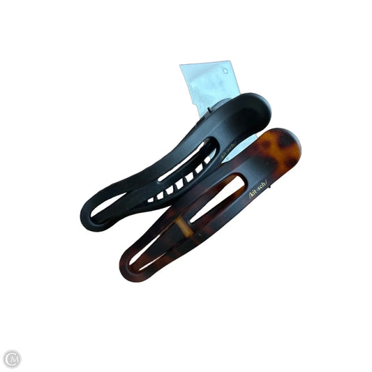 Hair Accessory By Clothes Mentor, Size: 02 Piece