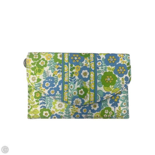 Clutch By Vera Bradley, Size: Small