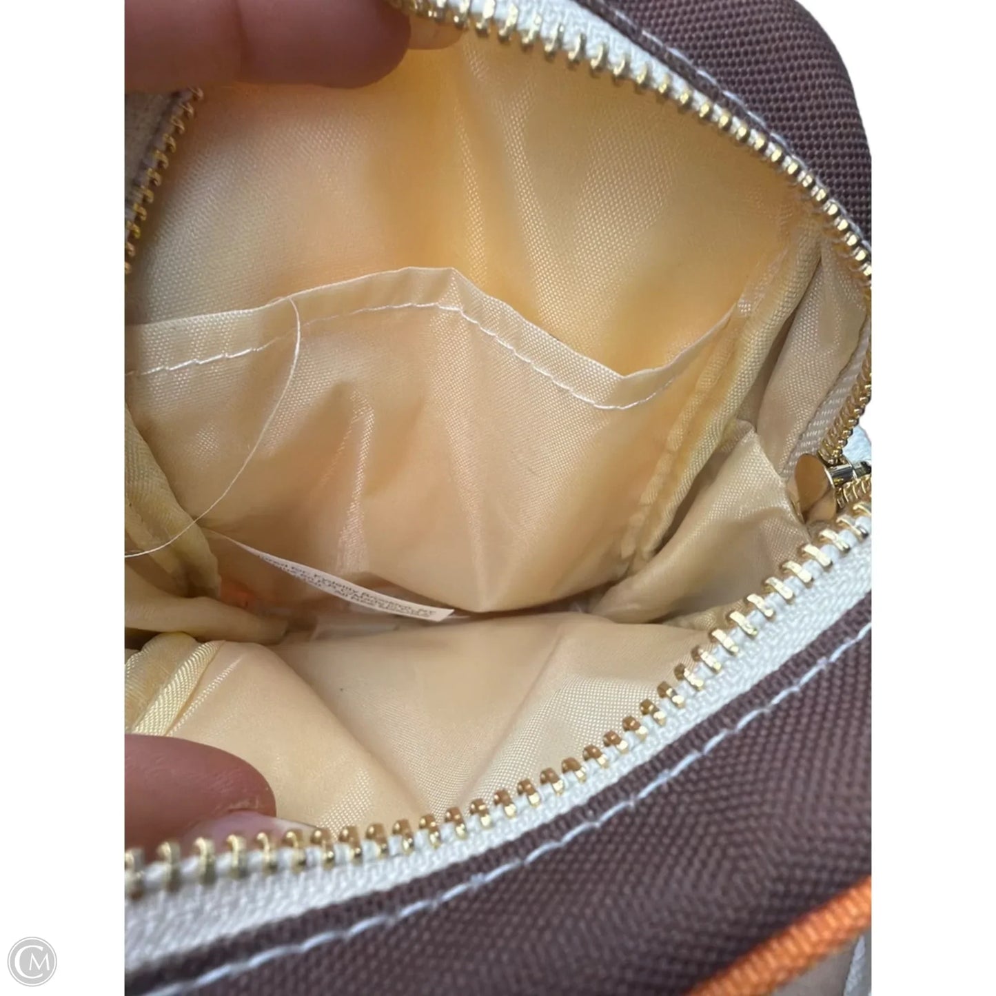 Crossbody By Clothes Mentor, Size: Small