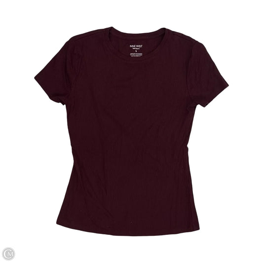 Top Short Sleeve By Nine West In Maroon, Size: S