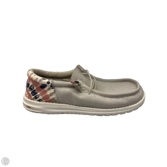 Shoes Sneakers By Hey Dude In Tan, Size: 10