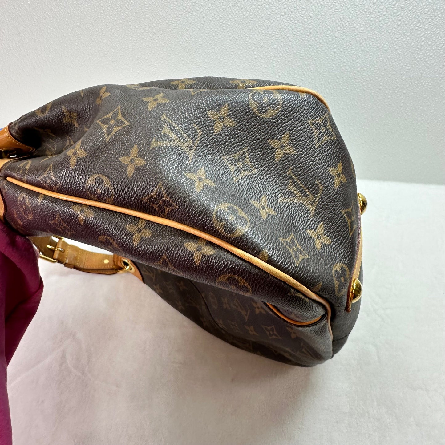 Galleria Handbag Luxury Designer By Louis Vuitton, Size: Medium