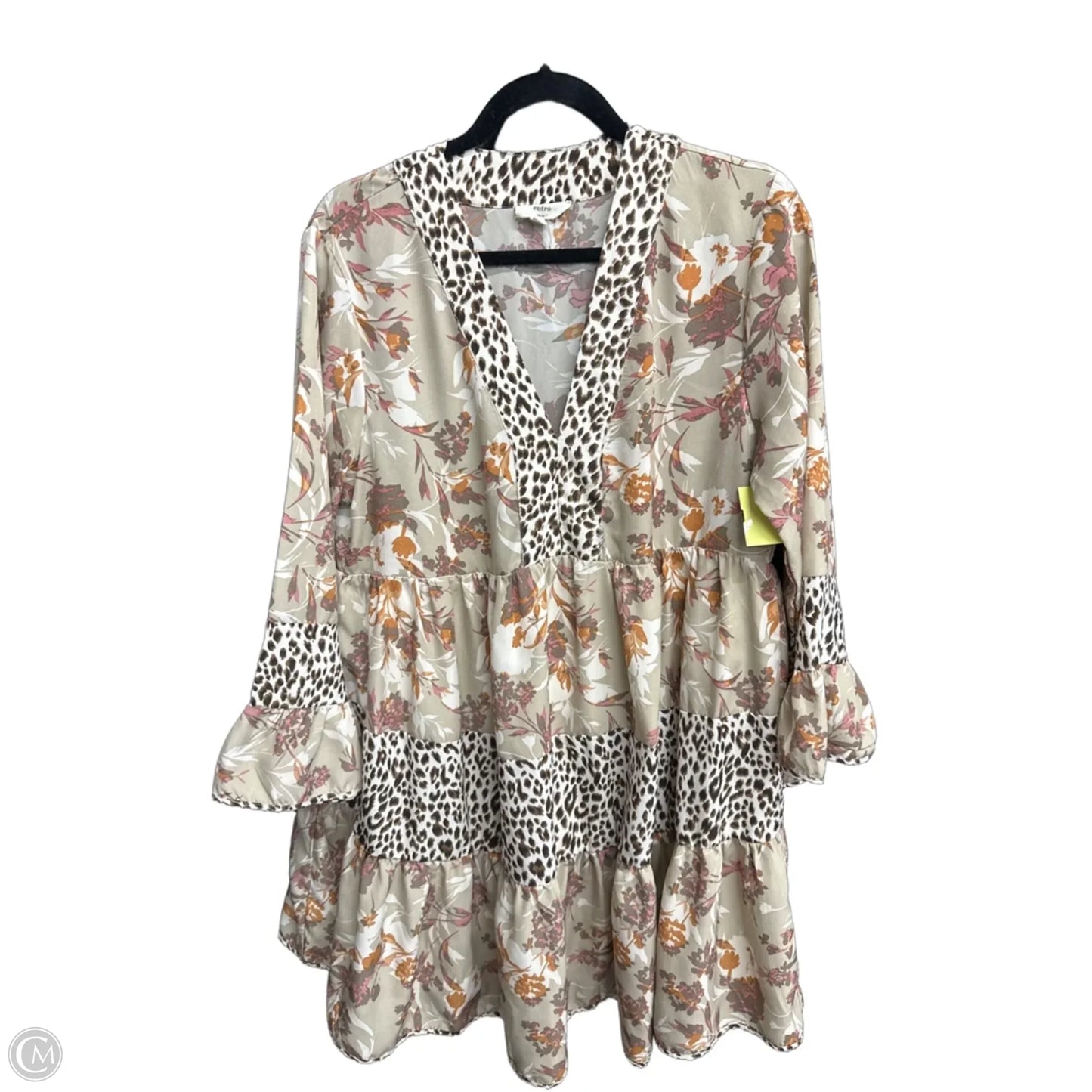 Dress Casual Short By Entro In Floral Print, Size: L