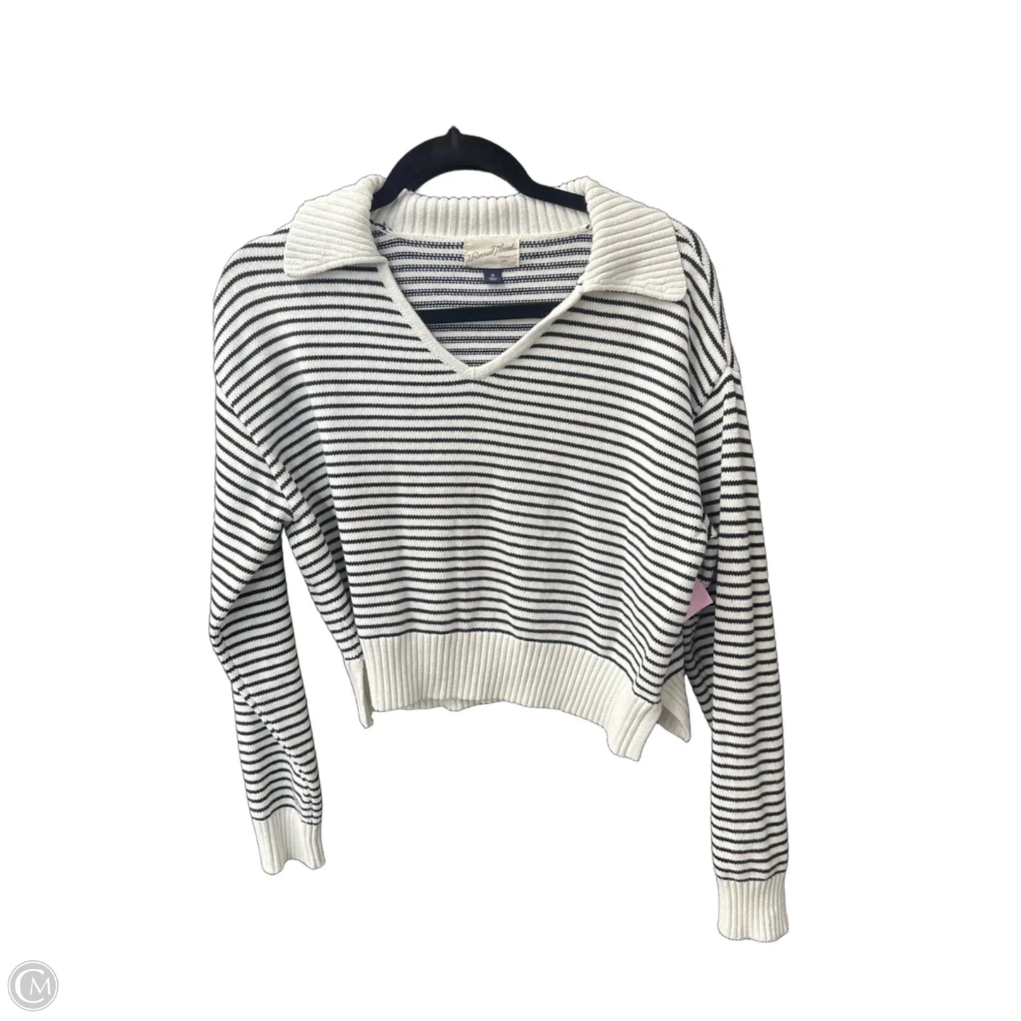 Top Long Sleeve By Universal Thread In Striped Pattern, Size: M
