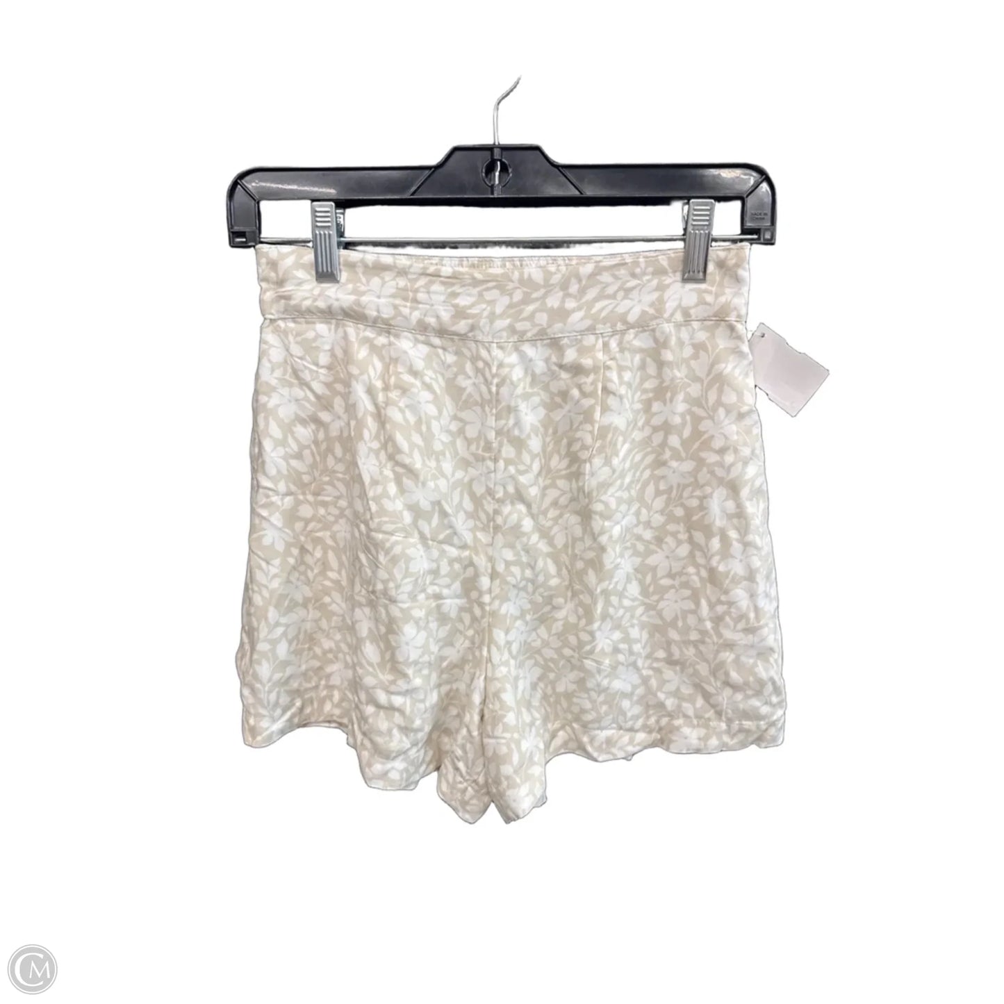 Shorts By Abercrombie And Fitch In Cream & White, Size: Xs