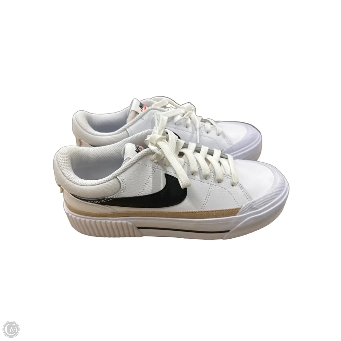 Shoes Sneakers By Nike In White, Size: 7.5