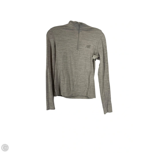 Athletic Top Long Sleeve Collar By New Balance In Grey, Size: S