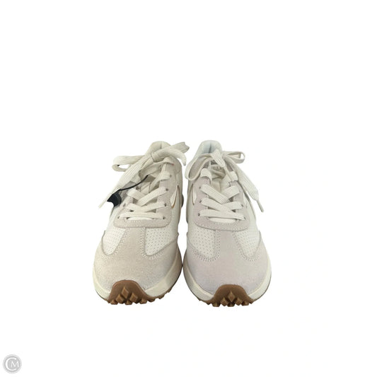 Shoes Athletic By Skechers In Cream, Size: 6