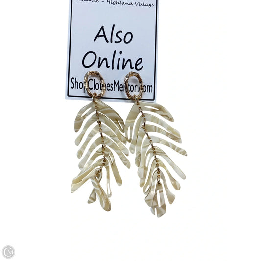 Earrings Statement By Cme