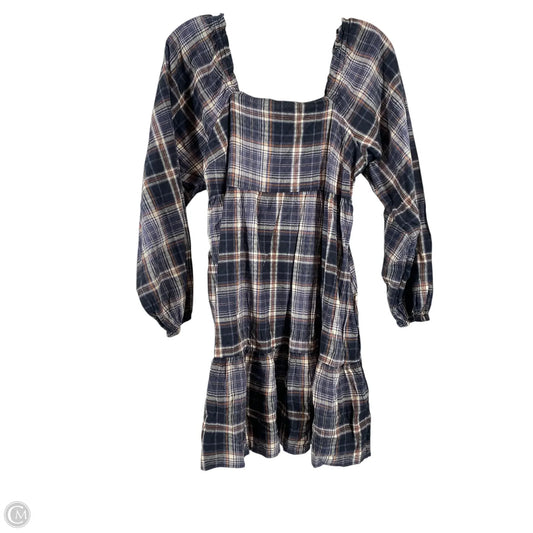 Dress Casual Short By Universal Thread In Plaid Pattern, Size: S