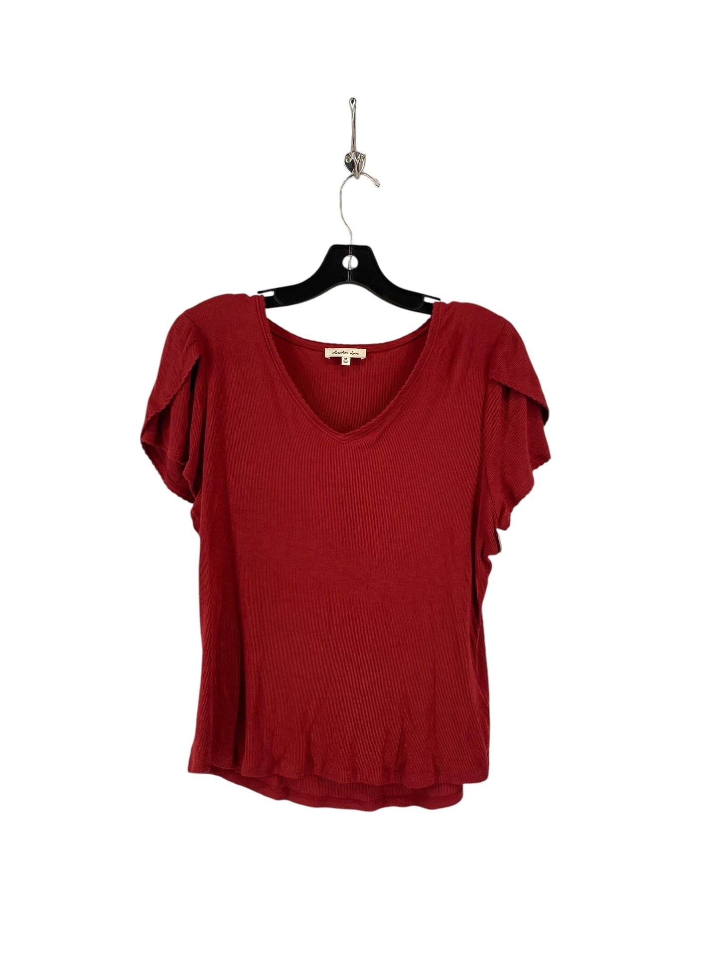 Top Short Sleeve By Clothes Mentor In Red, Size: M
