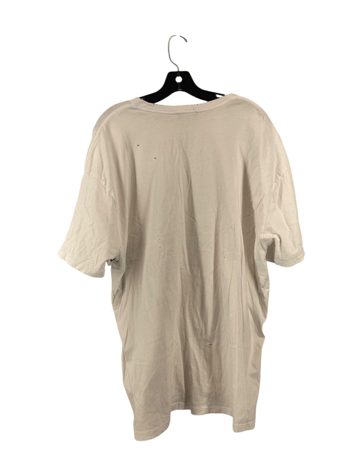 Top Short Sleeve By Clothes Mentor In White, Size: M
