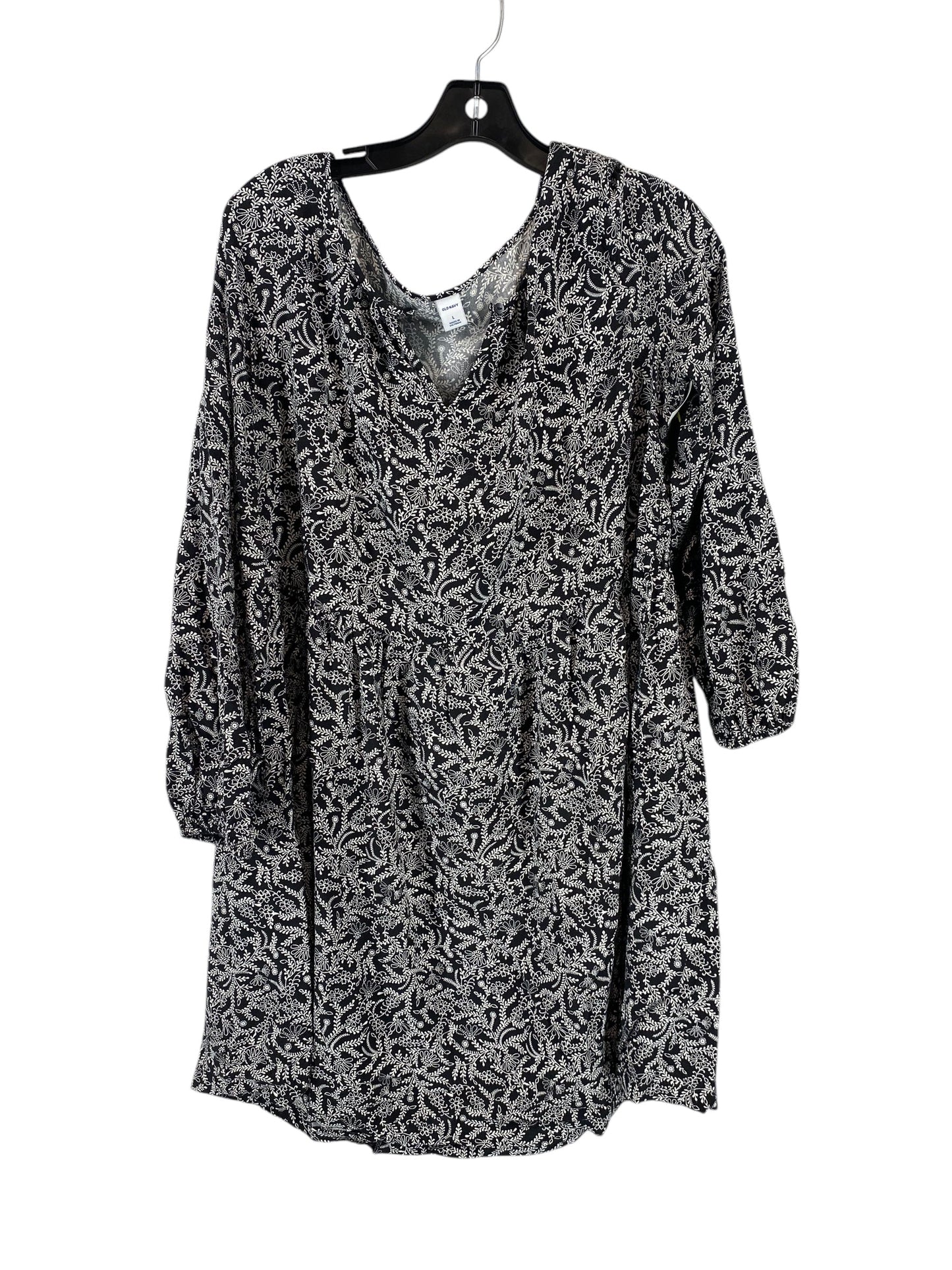 Dress Casual Short By Old Navy In Black & White, Size: L