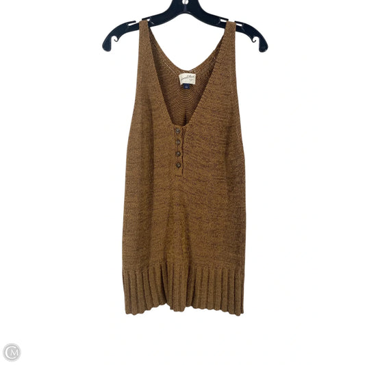 Top Sleeveless By Universal Thread In Brown, Size: L