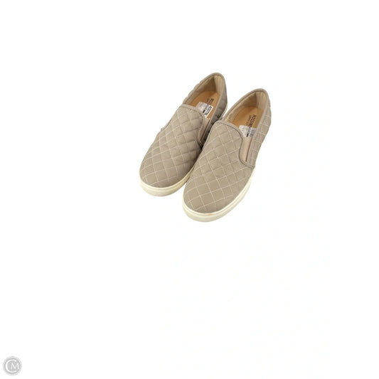 Shoes Flats By Mossimo In Taupe, Size: 9.5