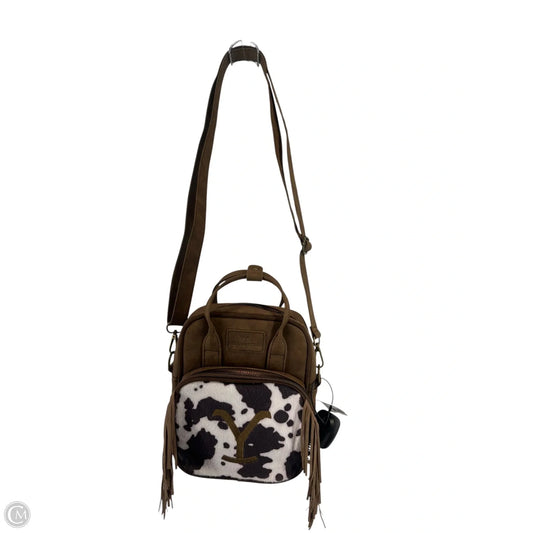 Crossbody By Clothes Mentor, Size: Small