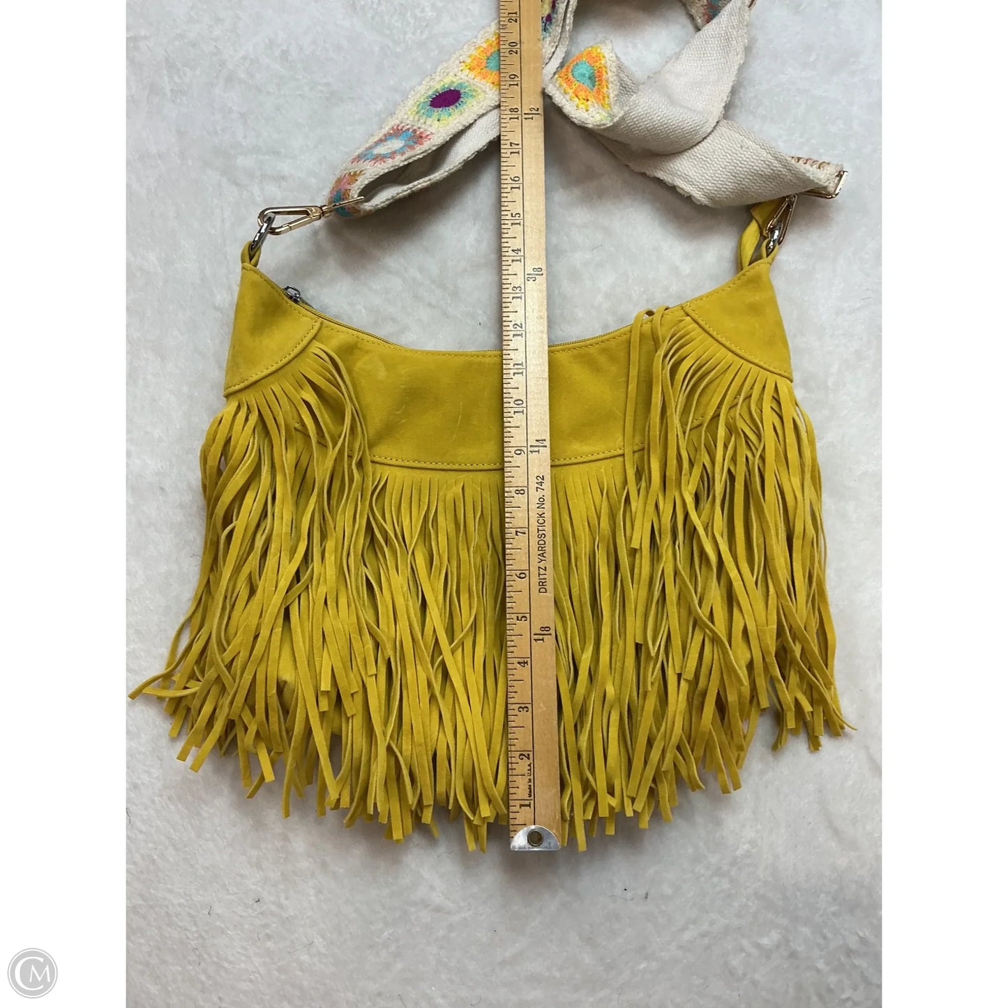 Crossbody By Clothes Mentor, Size: Large