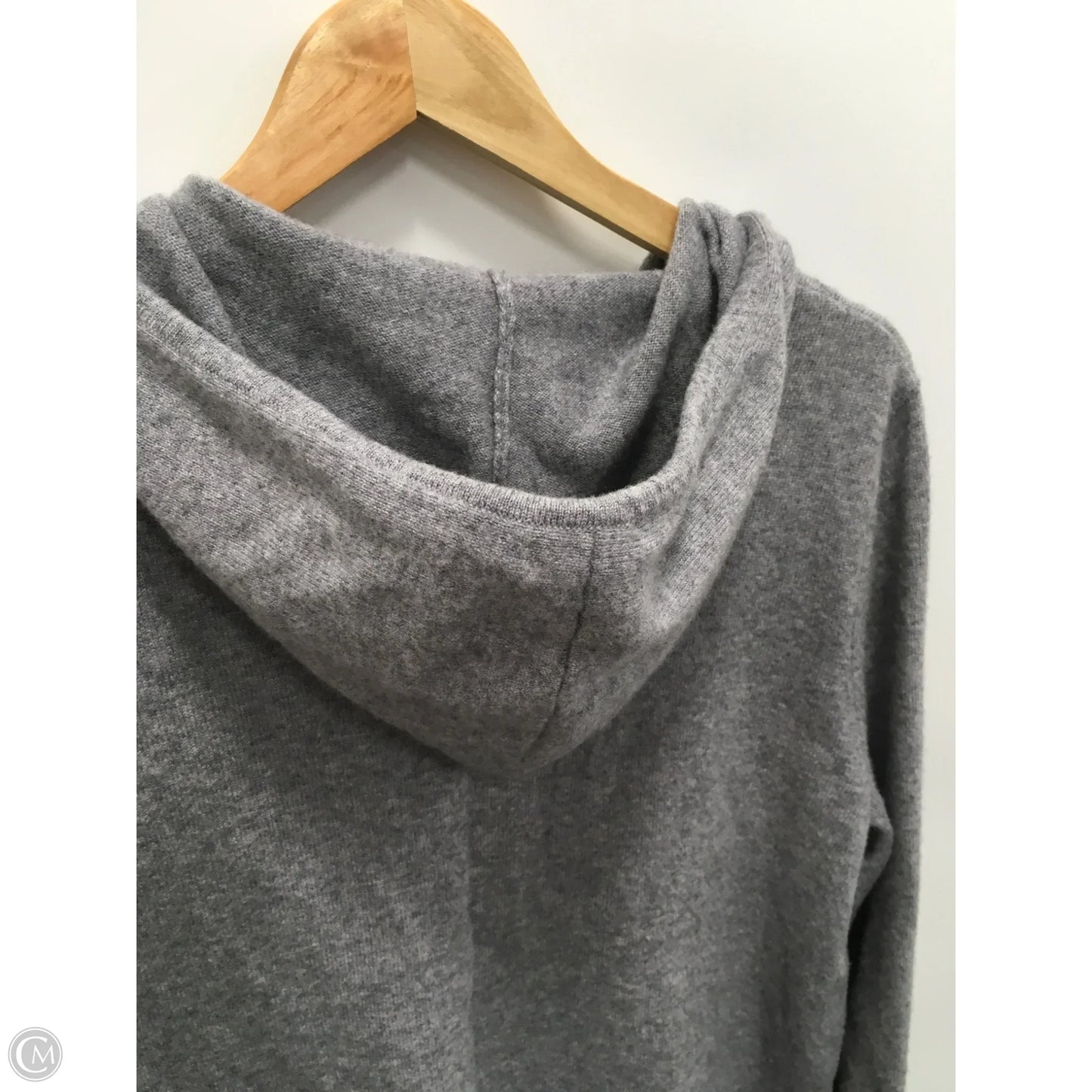 Sweatshirt Hoodie By Bloomingdale’s In Grey, Size: L