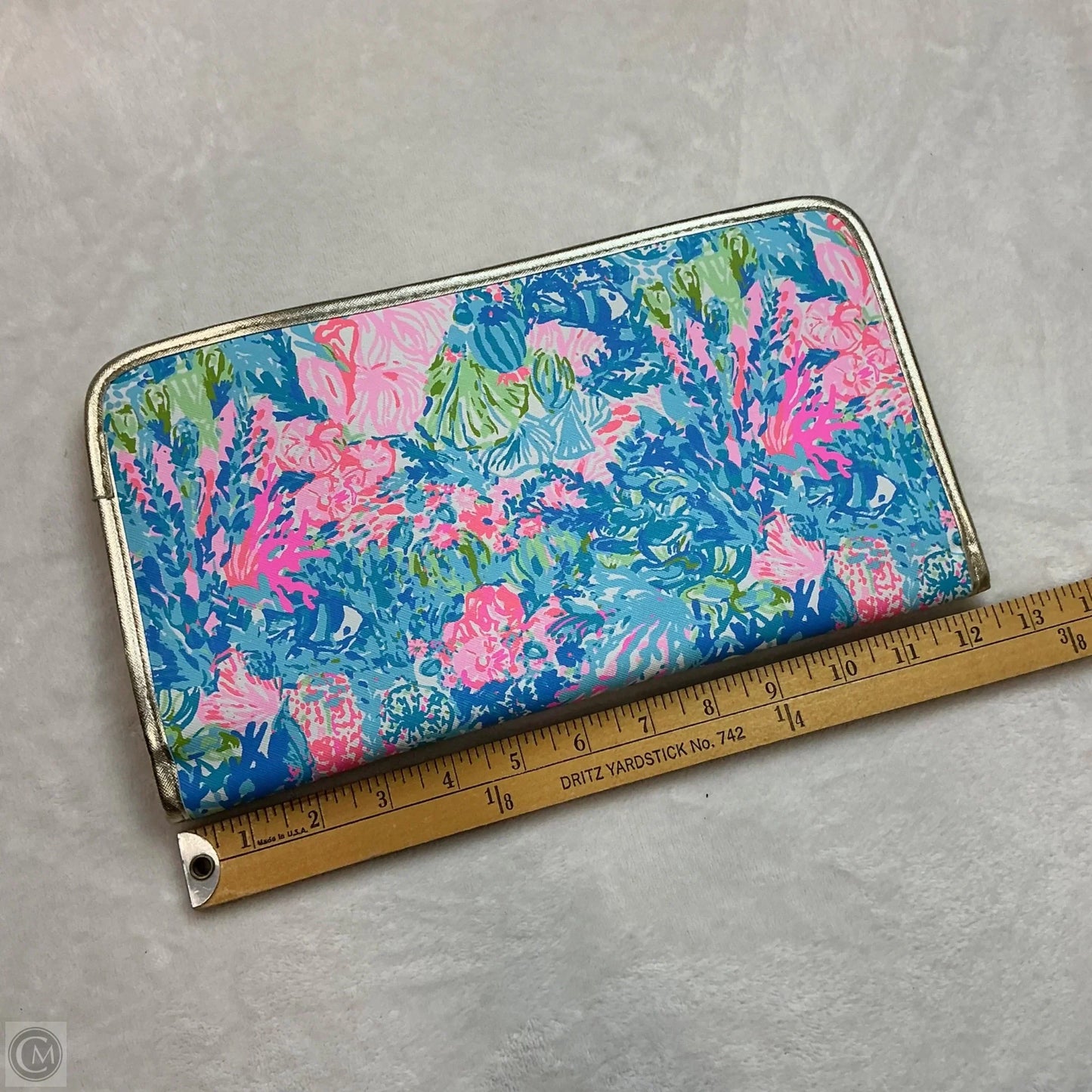 Makeup Bag Designer By Lilly Pulitzer, Size: Medium