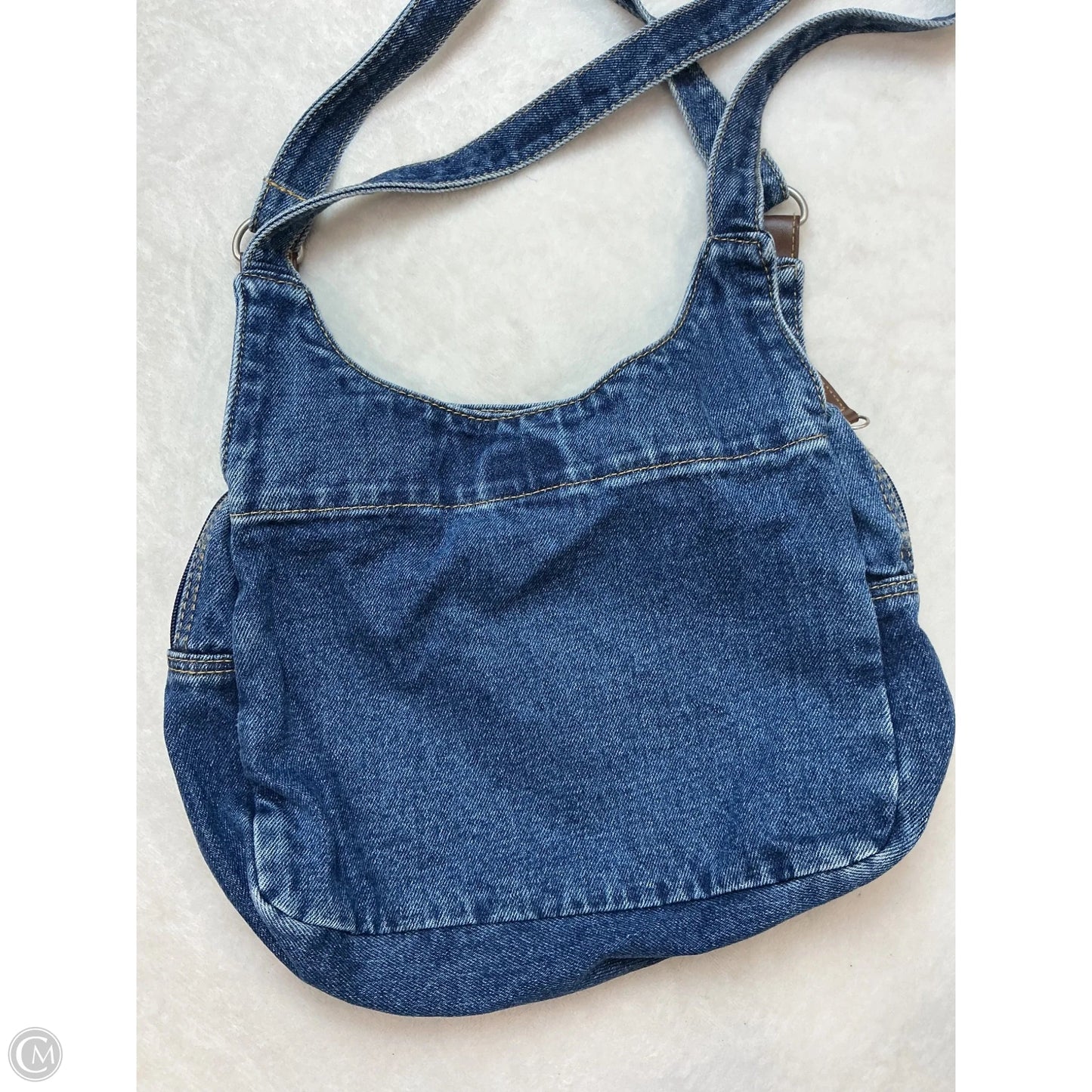 Crossbody By Clothes Mentor, Size: Medium