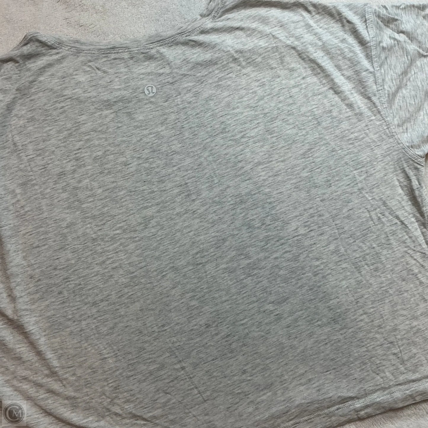 Athletic Top Short Sleeve By Lululemon In Grey, Size: M