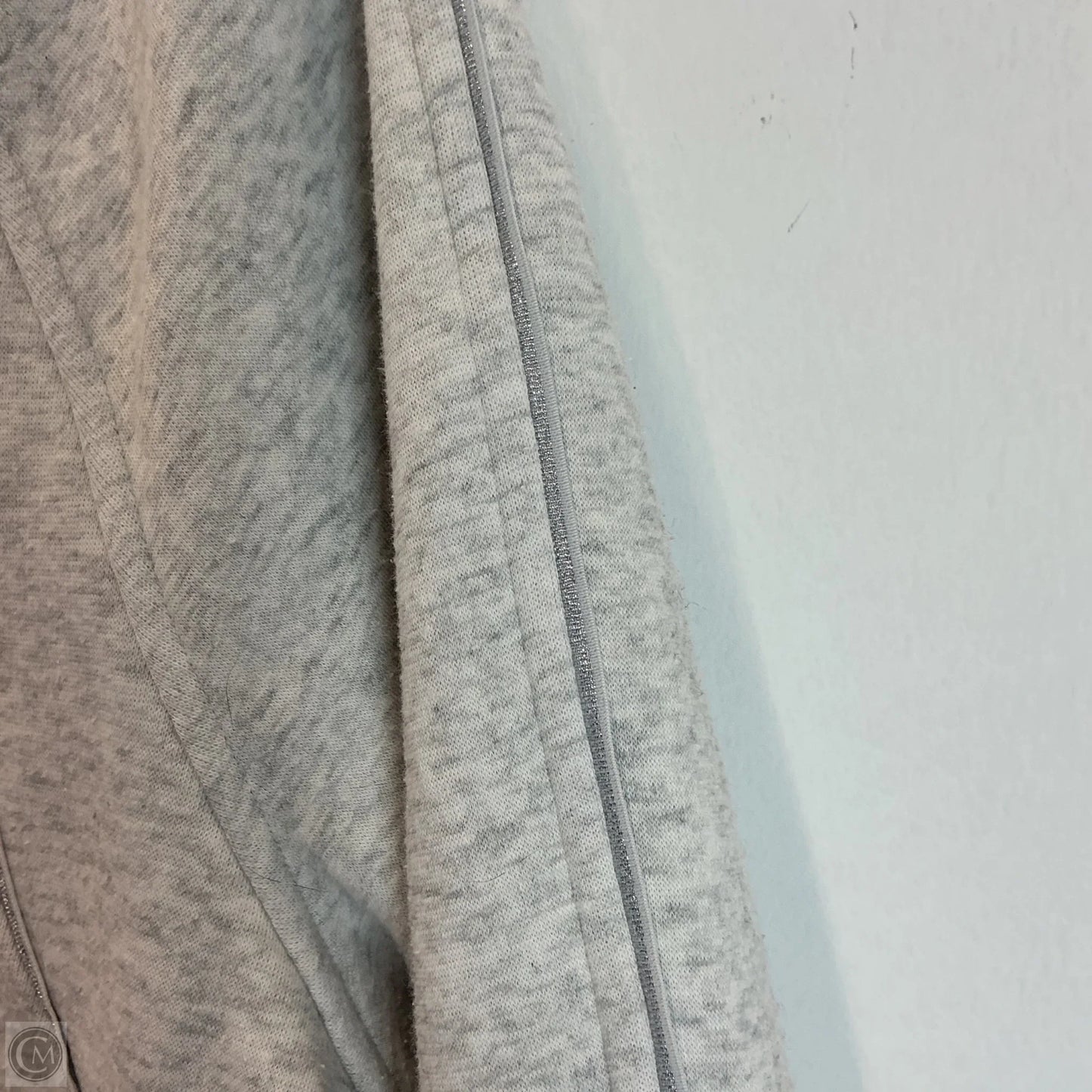 Athletic Sweatshirt Hoodie By Lululemon In Grey, Size: Xs