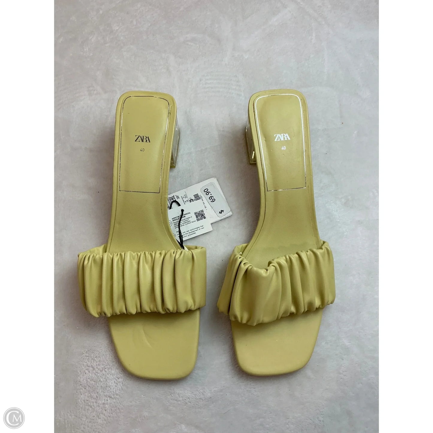 Shoes Heels Kitten By Zara In Yellow, Size: 9